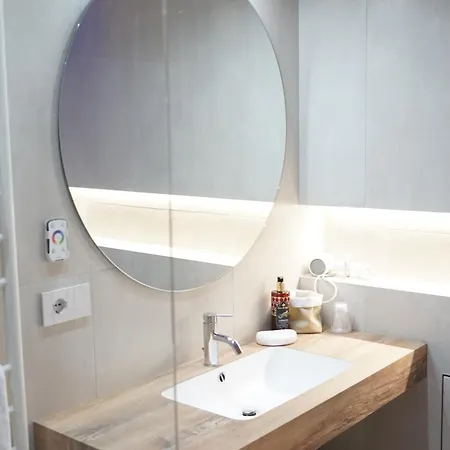 בית הארחה Iris Luxury אלטאמורה