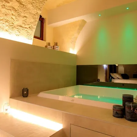 Pensionat Iris Luxury 4*