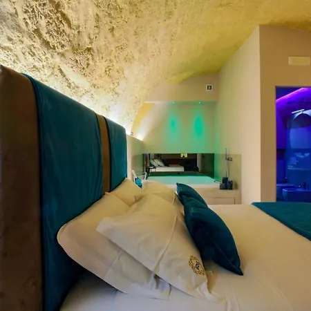 Iris Luxury Pensionat 4*